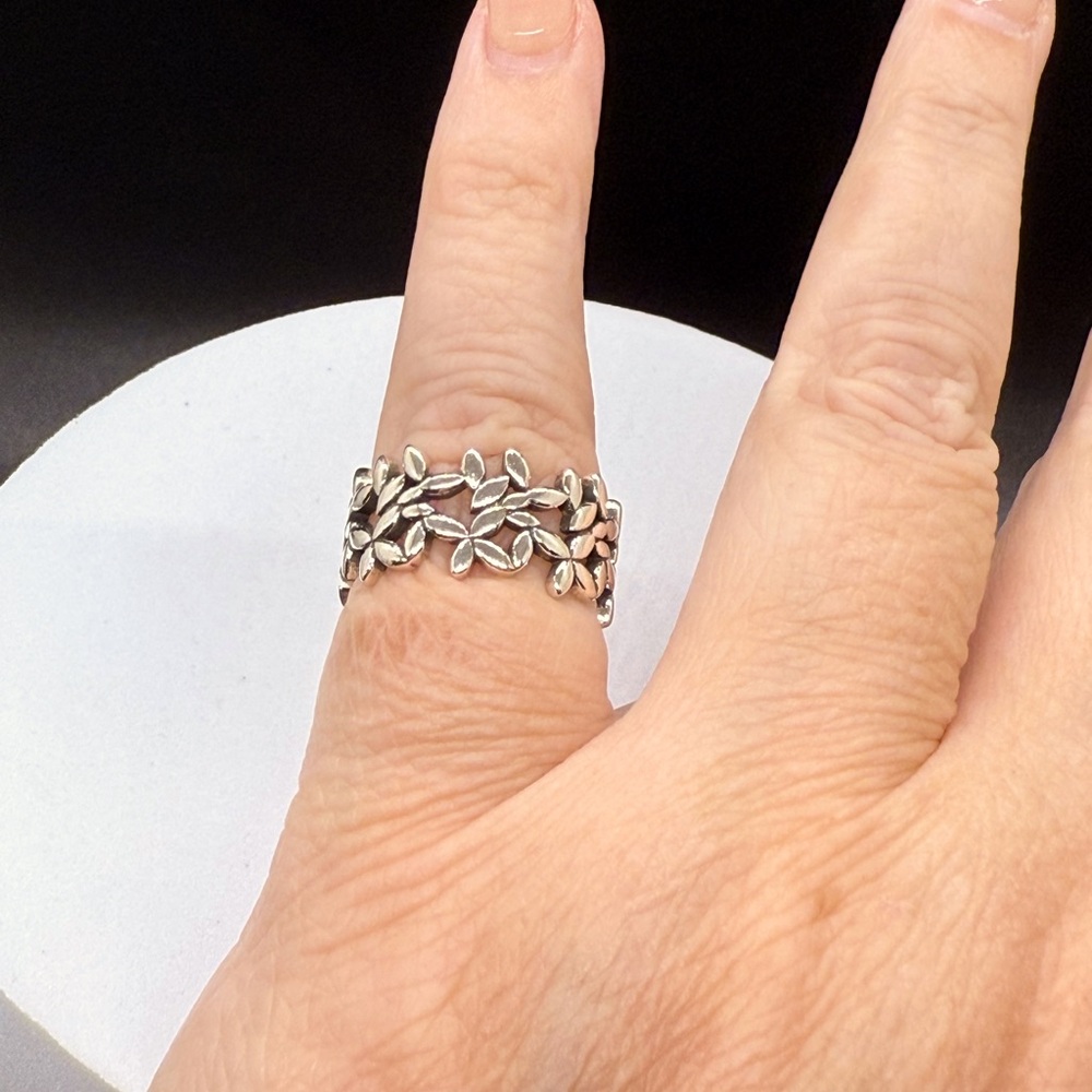 Adjustable Silver Leaf Ring